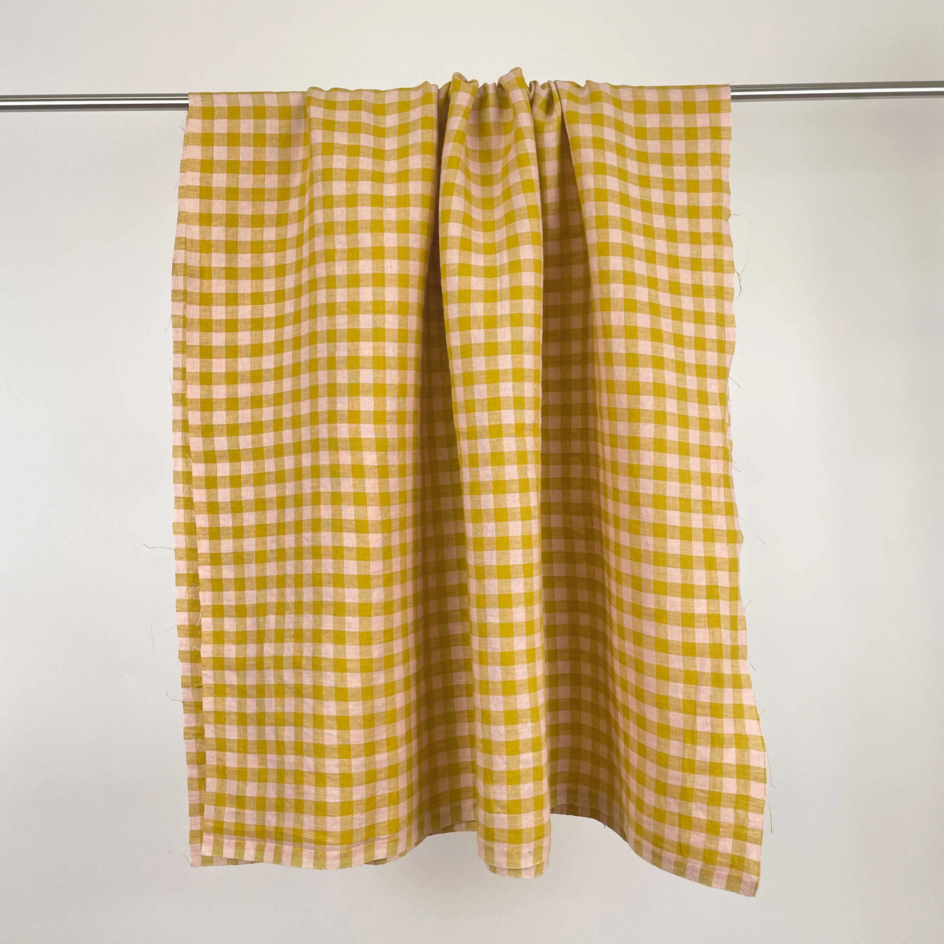 Wes Linen Gingham Fabric